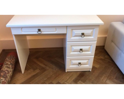 Туалетный столик Омега  